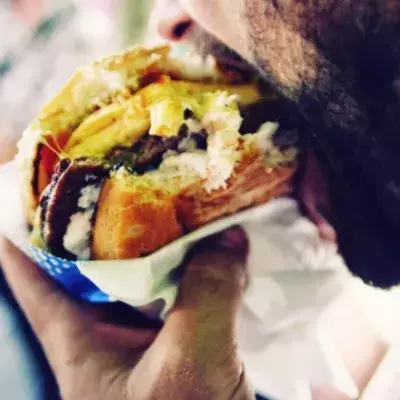 Having A Cheat Meal After Strength Training Doesn’t Stop You Losing Weight