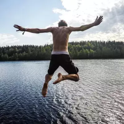 He swam away from the police to avoid getting fined violating COVID restrictions