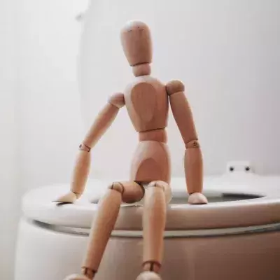 This is how often you should be pooping a day