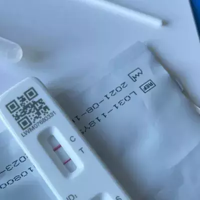 Lateral flow test: This might mean your positive LFT is wrong 