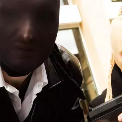 This Man Forced A Woman To Help Him Rob A Bank On Their First Date