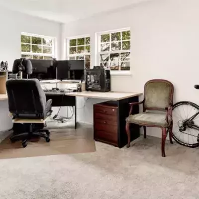A Man Took A Photo Of His Deserted Office: But Two Details Revealed That He Wasn’t Alone