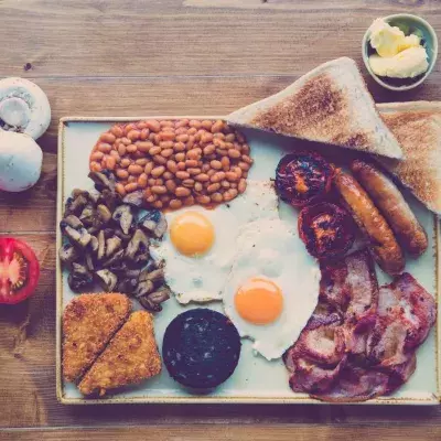 Nine police officers caught breaking COVID rules in cafe