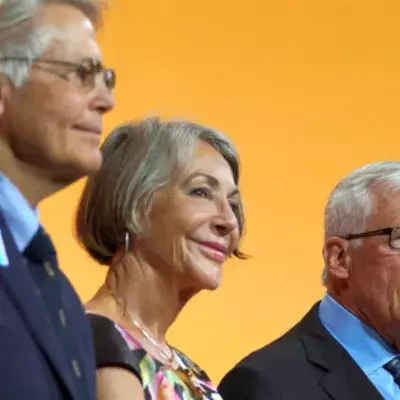 The Richest Family In The World Earns 4 Million Dollars… An Hour