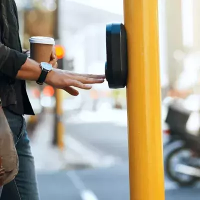 Scientists Reveal Low Risk of Catching COVID From Public Surfaces
