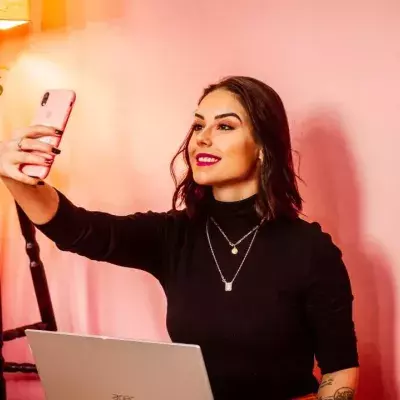 selfie teacher 