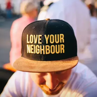 Unfriendly neighbour constructs a garage 3 cm from the window