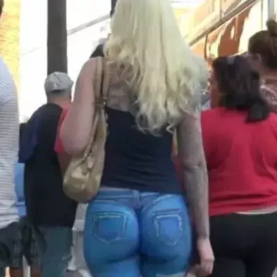 This Woman Walked Around Los Angeles Completely Bottomless...And Nobody Noticed!