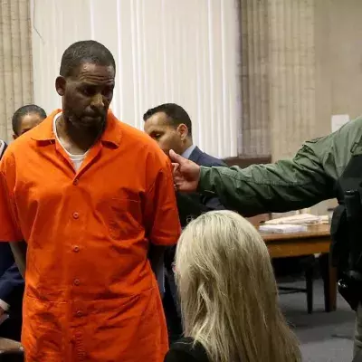 R Kelly trial: Former girlfriend says she was forced into having an abortion