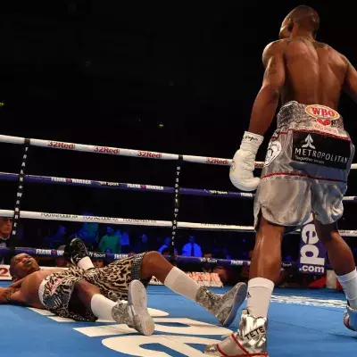 Check out footage of the fastest KO in boxing history, blink and you'll miss it