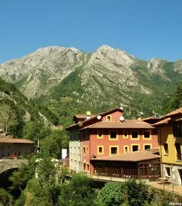 Ponga (Spain): This village will give you £2,670 (3,000€) for settling in, and the same amount every subsequent year you stay.