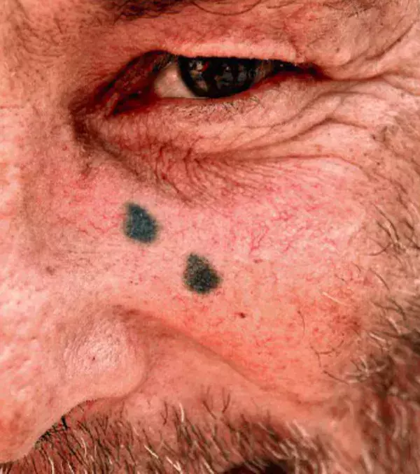 Teardrop: this means the prisoner has already committed a murder.